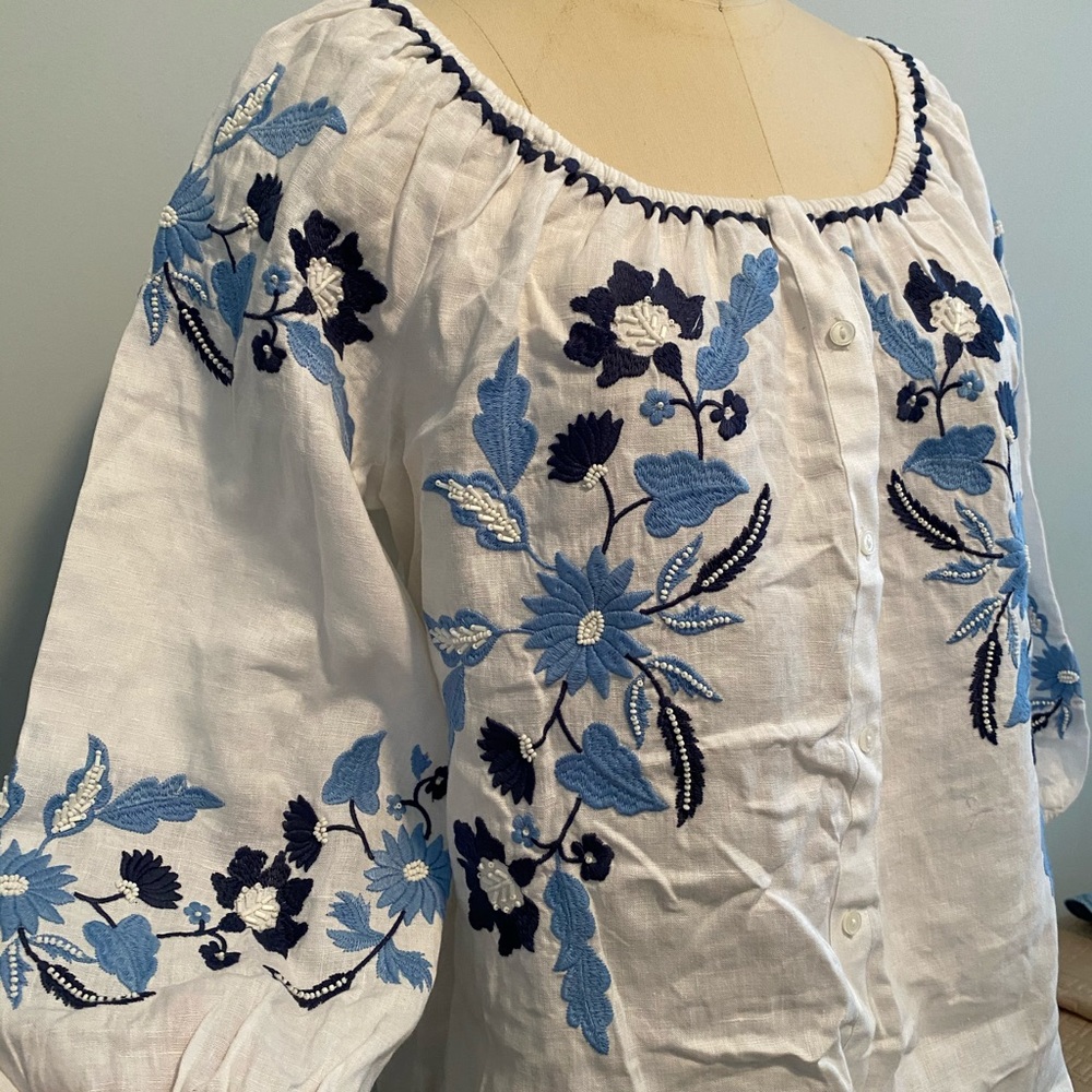 Embroidered Linen Top - Picture 3 of 4